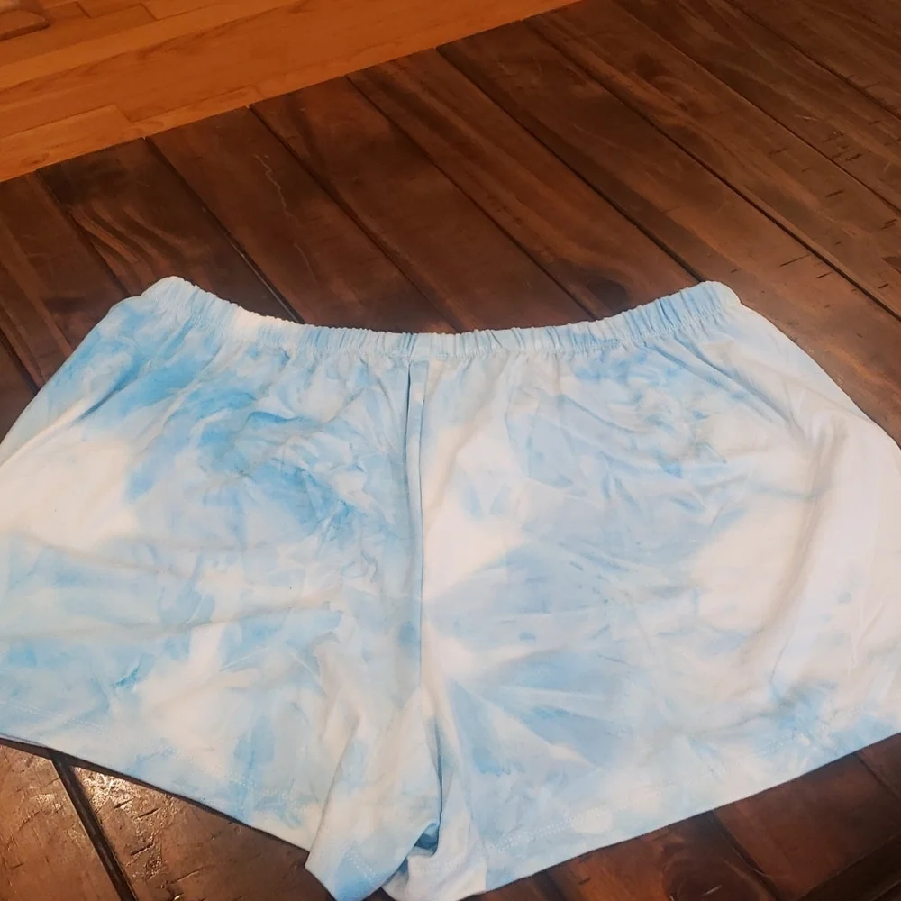 Show me your mumu cloud shorts
